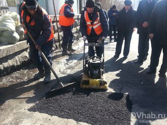 В Хабаровске на ямочный ремонт дорог потратят 85 млн рублей